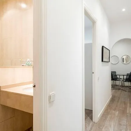 Apartment Bebarceloner Poble Nou - 2 Bedroom *