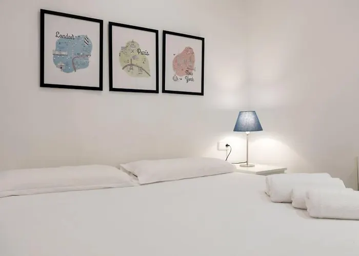 Bebarceloner Poble Nou - 2 Bedroom *