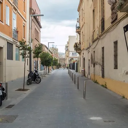 Apartment Bebarceloner Poble Nou - 2 Bedroom